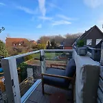 Grosszügiges Mit Eigenem Bad *