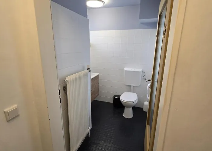 Grosszuegiges Mit Eigenem Bad * Munster (North Rhine-Westphalia)